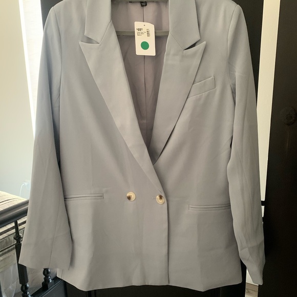 Blazer and shorts coord set - Picture 3 of 10